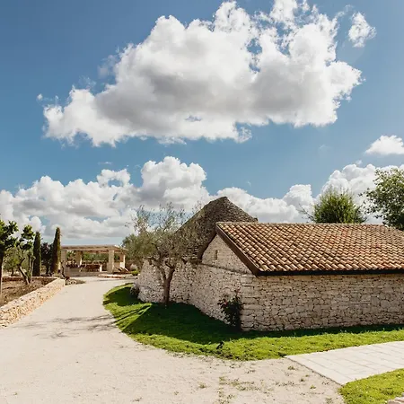 Trullo Amiura Nyaraló *