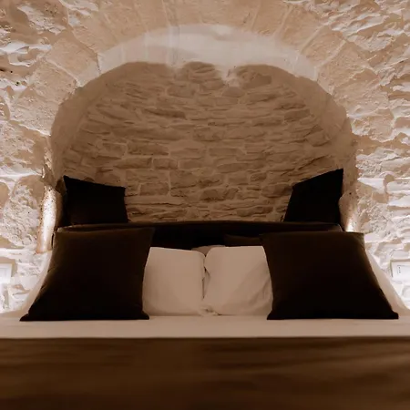 Trullo Amiura * Κοράτο